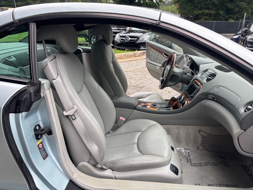 2003 Mercedes-Benz SL-Class Image 45