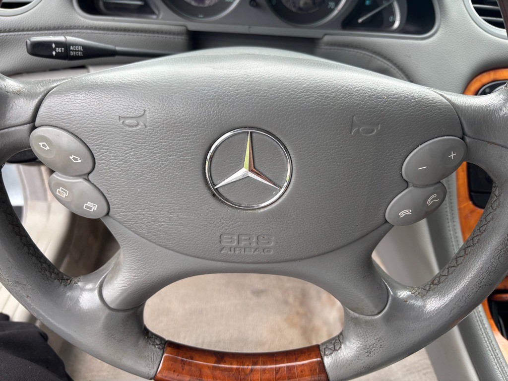 2003 Mercedes-Benz SL-Class Image 50