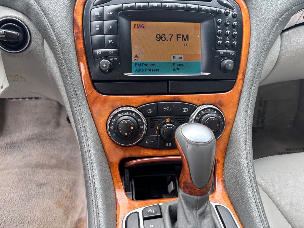 2003 Mercedes-Benz SL-Class Image 56