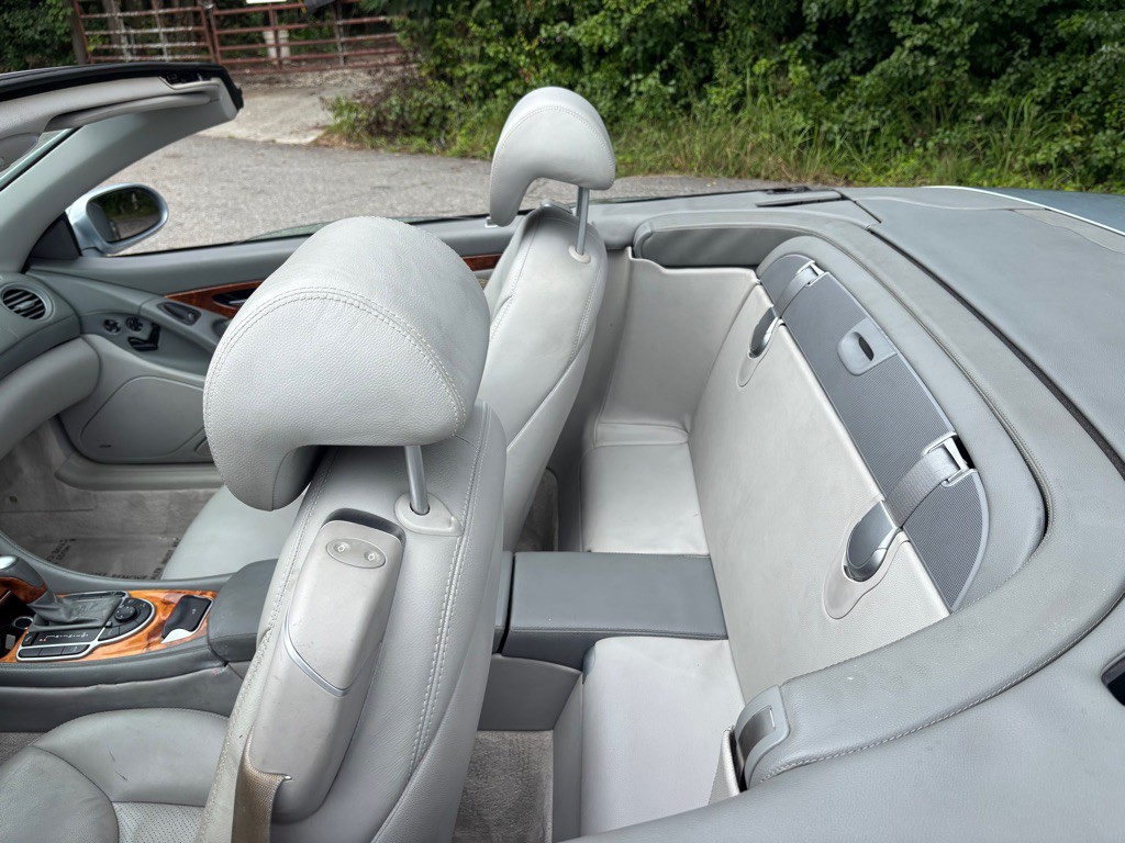 2003 Mercedes-Benz SL-Class Image 62