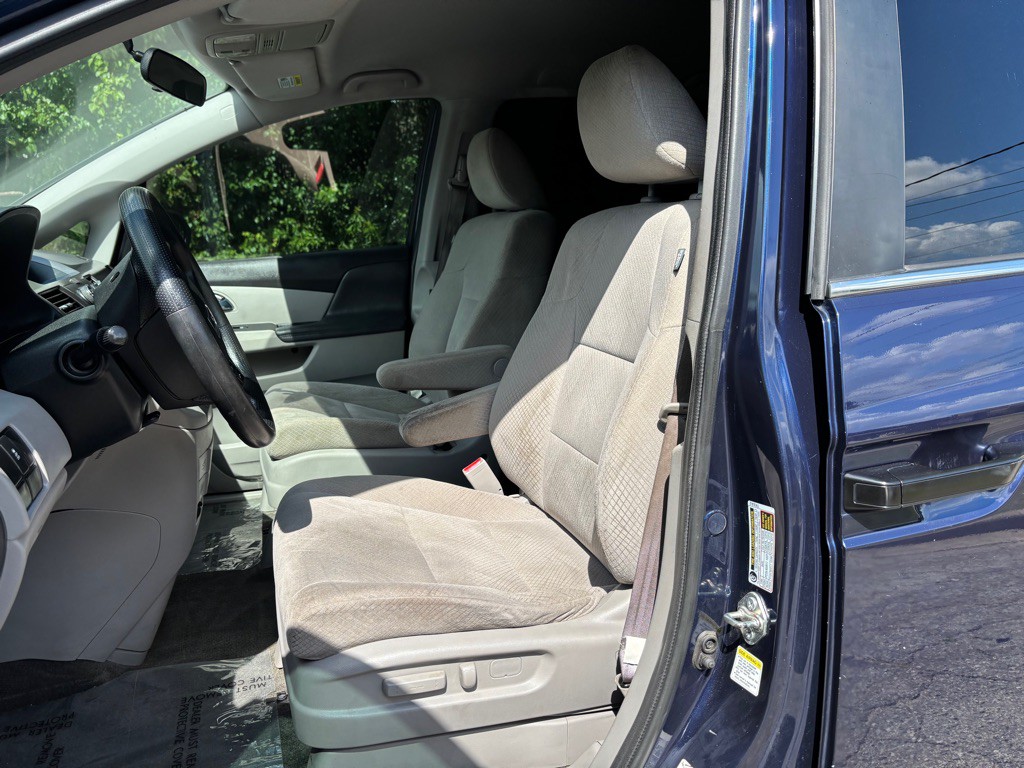 2016 Honda Odyssey Image 15
