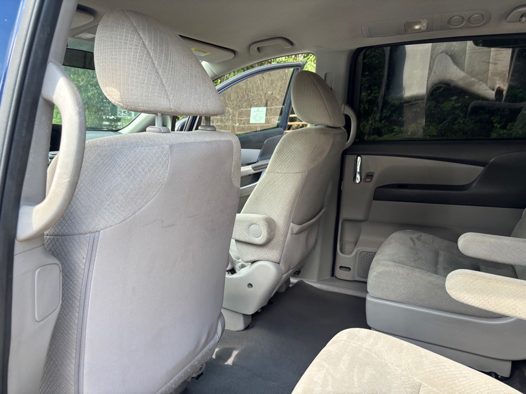 2016 Honda Odyssey Image 22