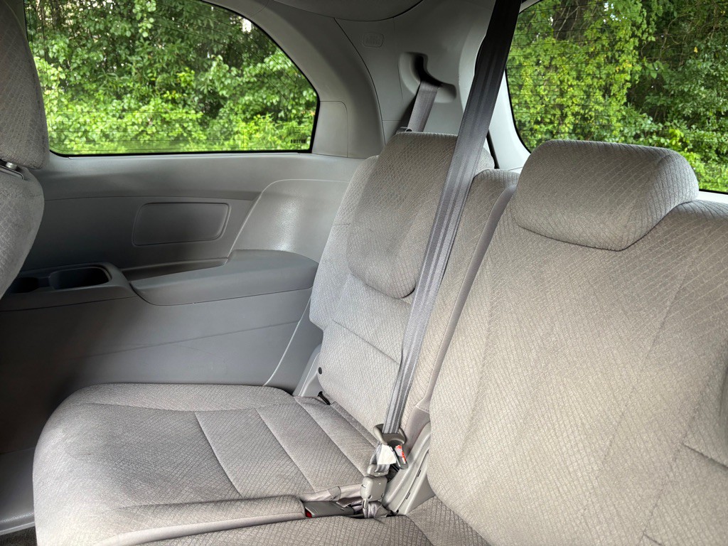 2016 Honda Odyssey Image 26