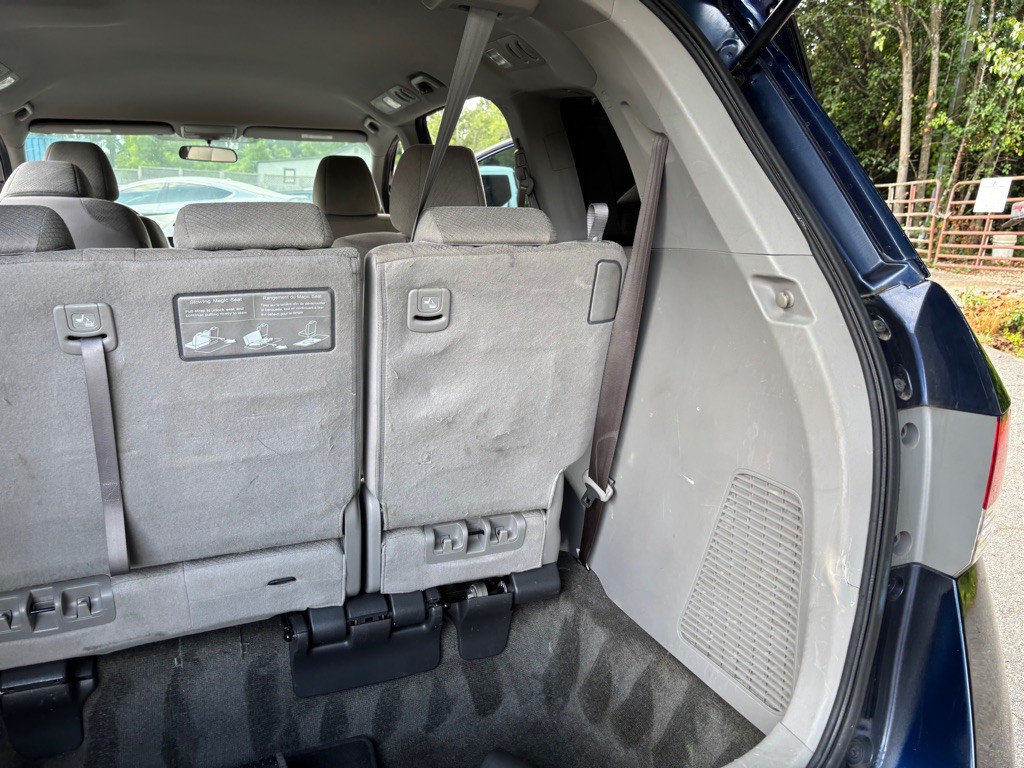 2016 Honda Odyssey Image 37