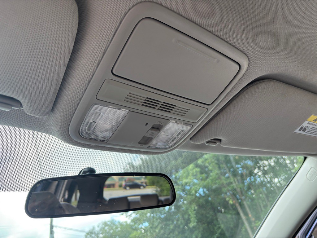 2016 Honda Odyssey Image 50