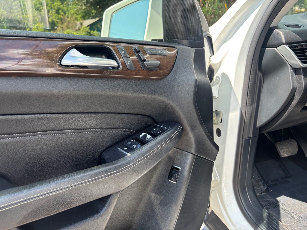 2014 Mercedes-Benz M-Class Image 41