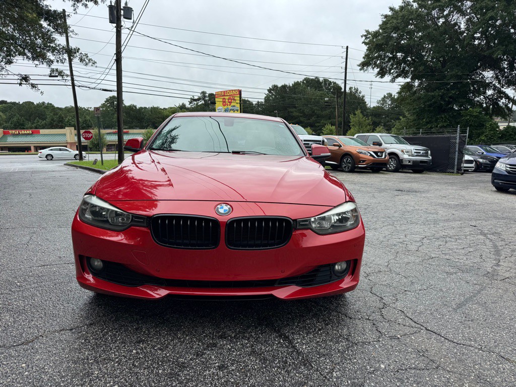 2014 BMW 3 Series Image 2