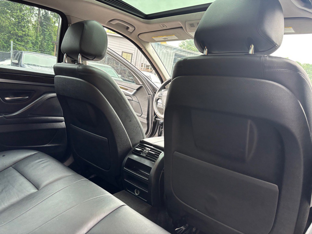2014 BMW 5 Series Image 31