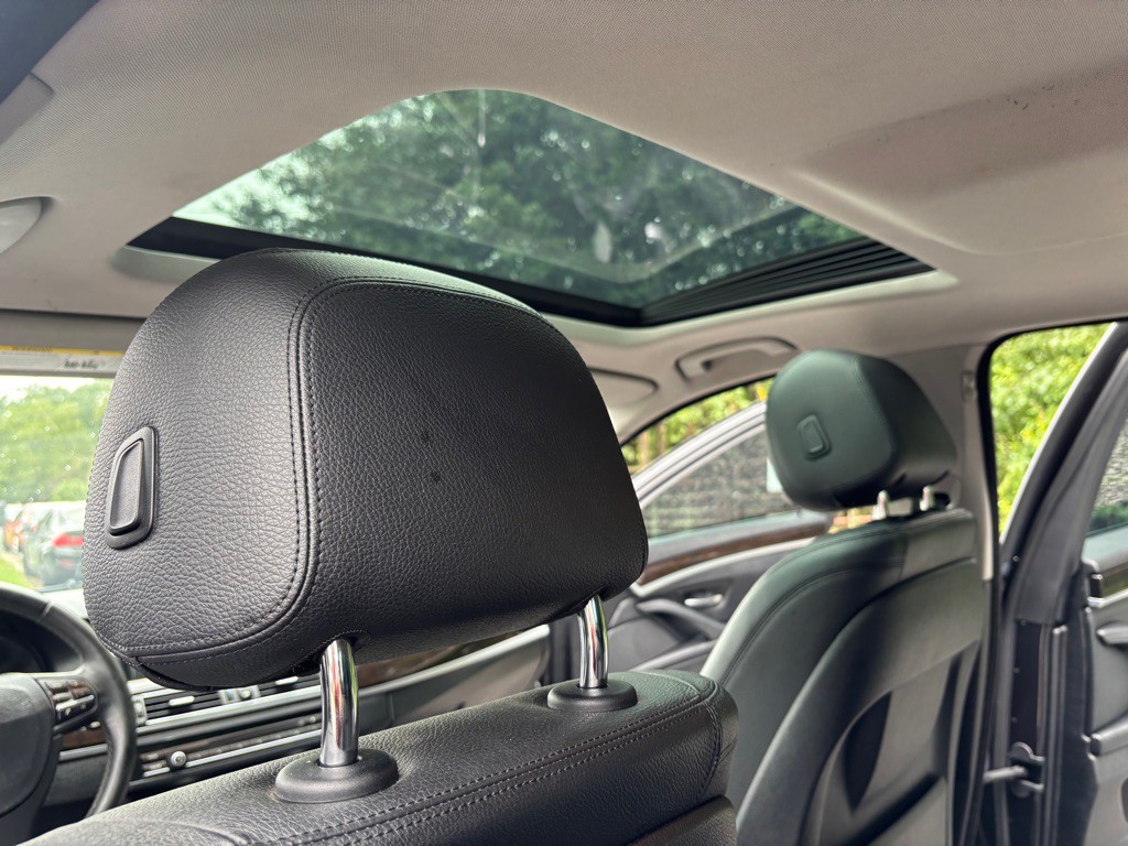 2014 BMW 5 Series Image 37