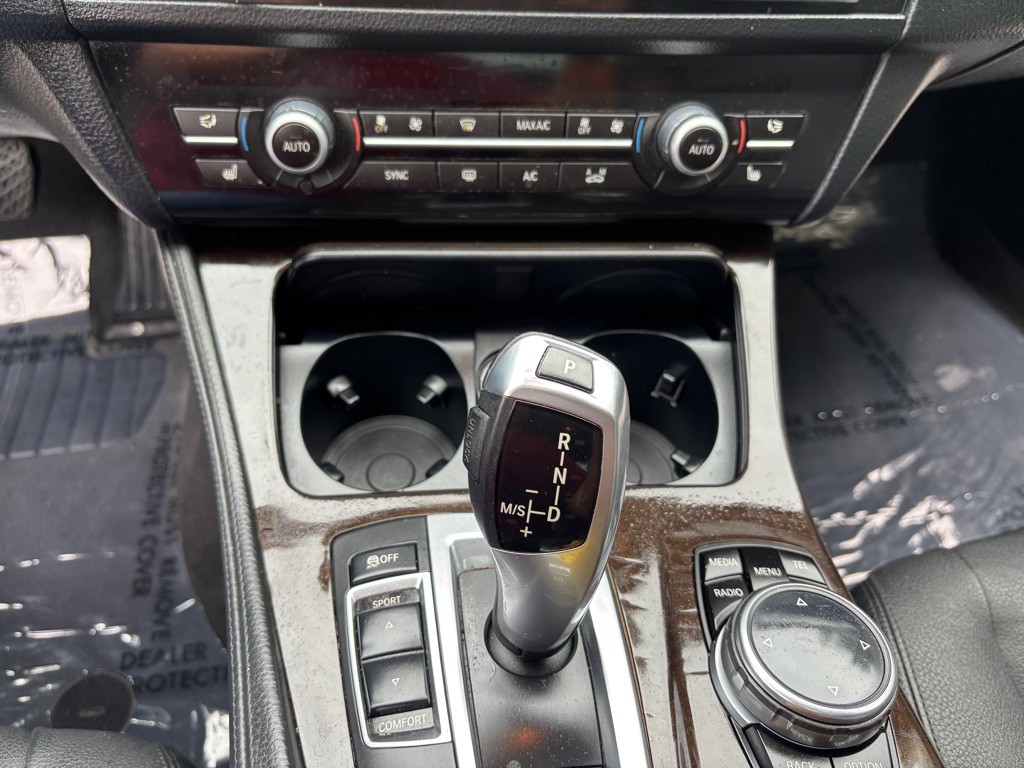 2014 BMW 5 Series Image 43