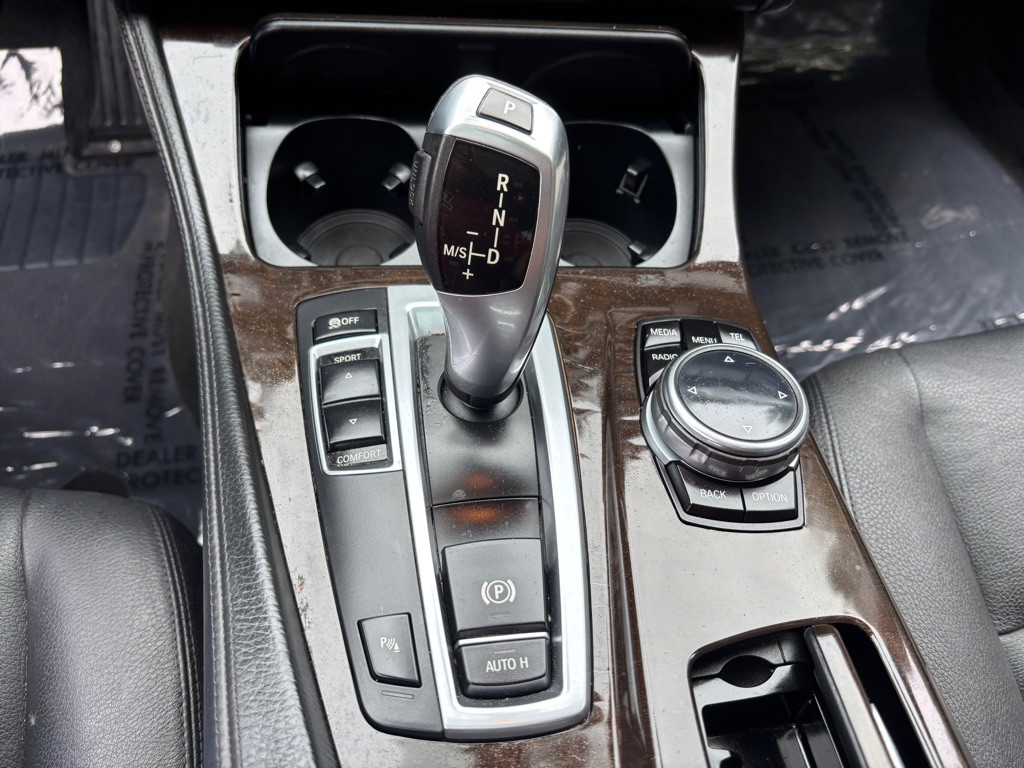 2014 BMW 5 Series Image 44