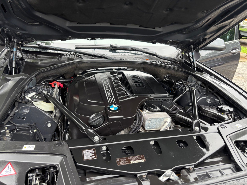 2014 BMW 5 Series Image 54