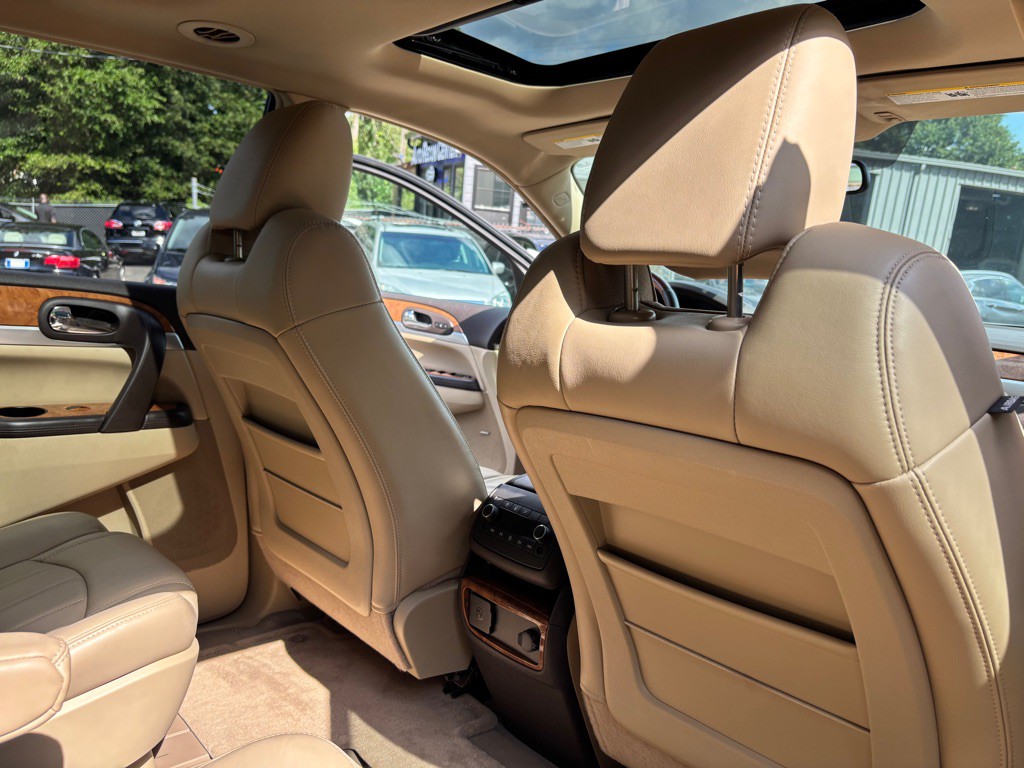 2009 Buick Enclave Image 29