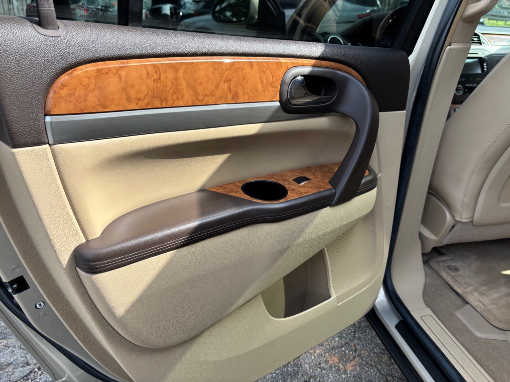 2009 Buick Enclave Image 39