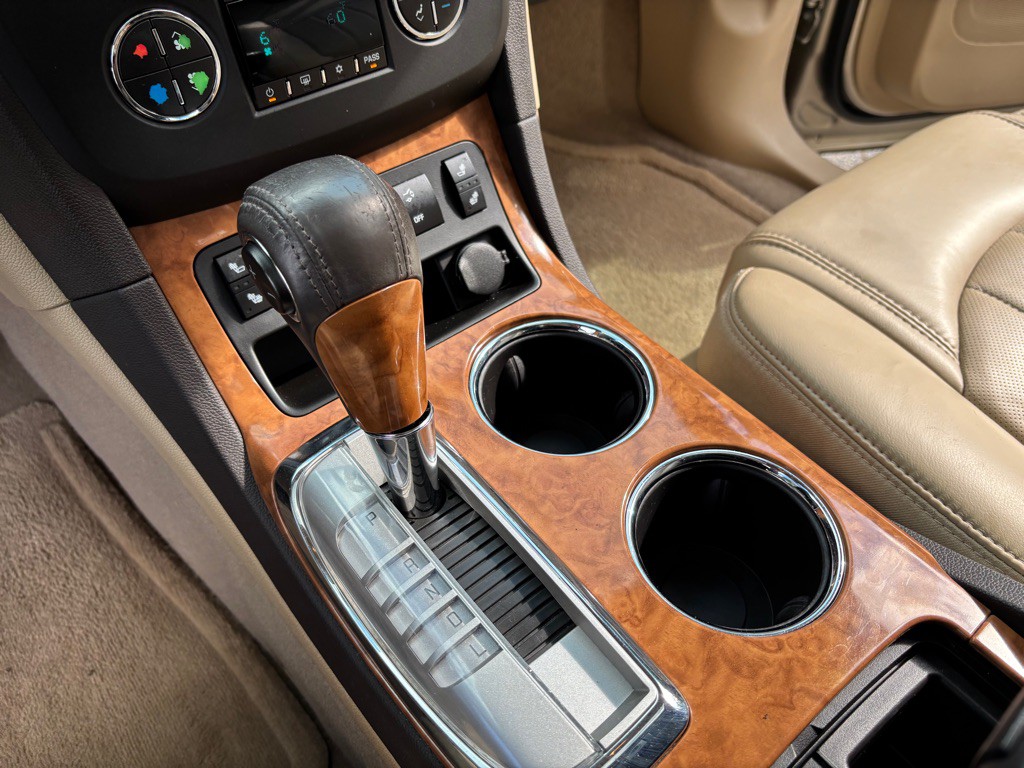 2009 Buick Enclave Image 53