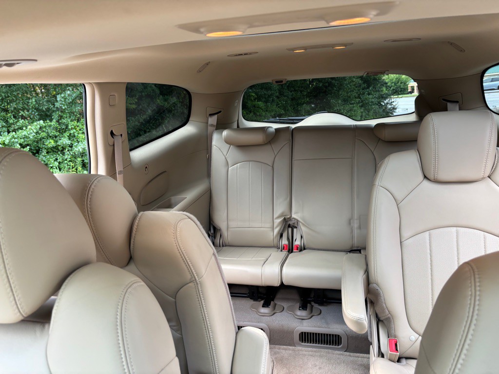 2009 Buick Enclave Image 57