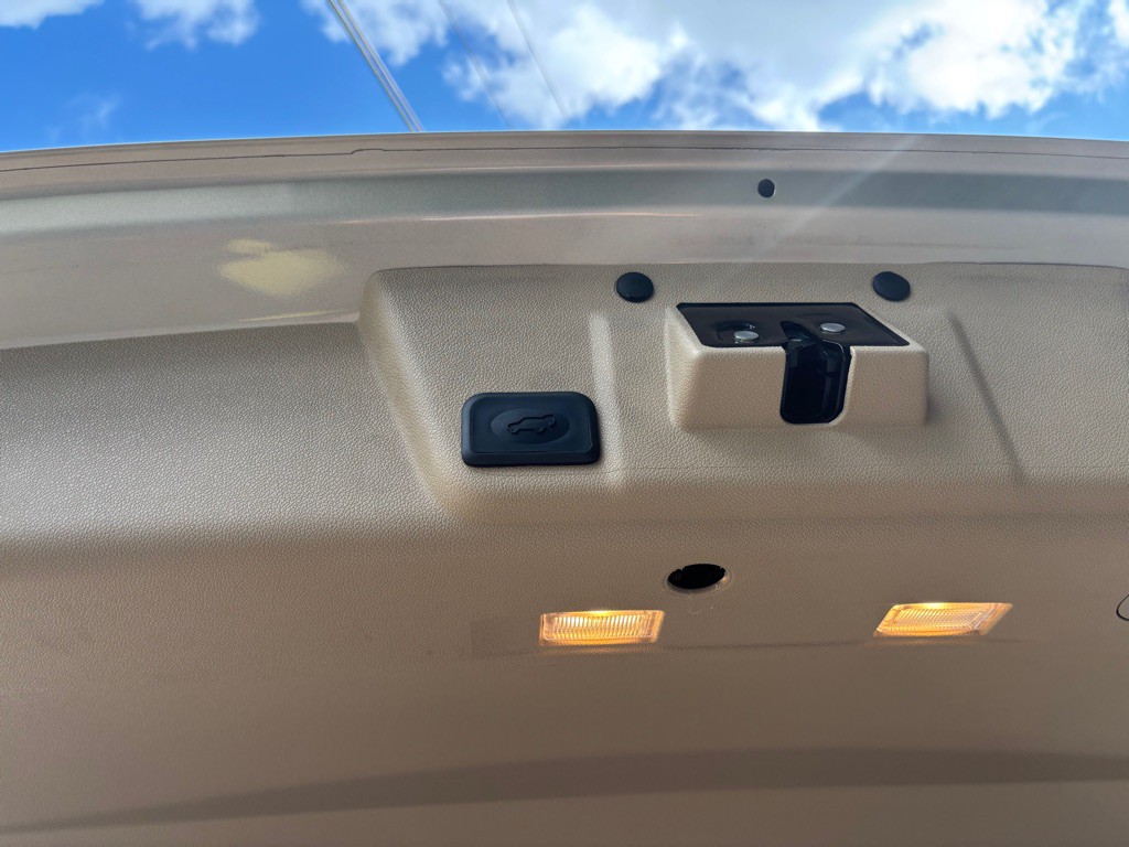2009 Buick Enclave Image 69