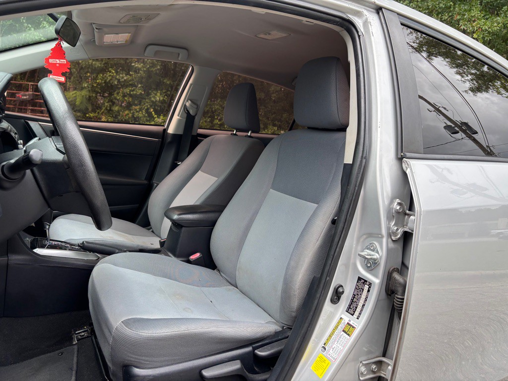 2014 Toyota Corolla Image 17