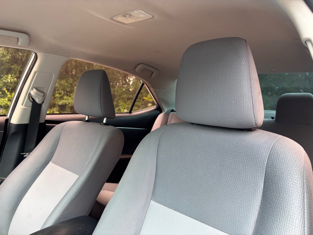 2014 Toyota Corolla Image 18
