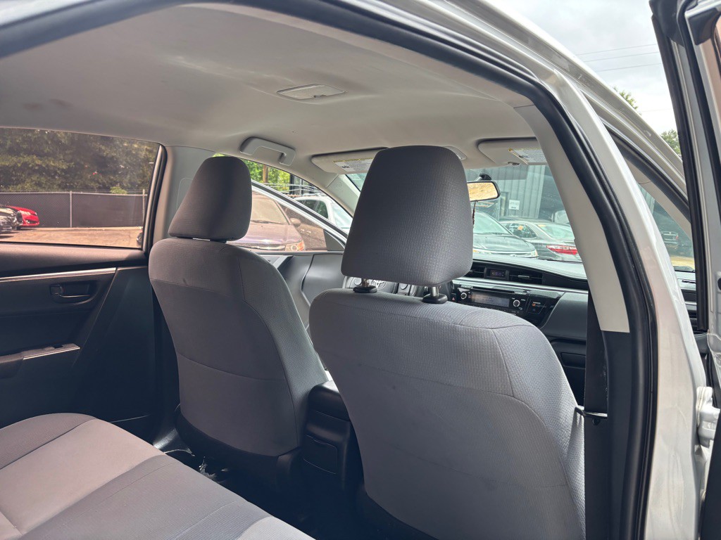2014 Toyota Corolla Image 23