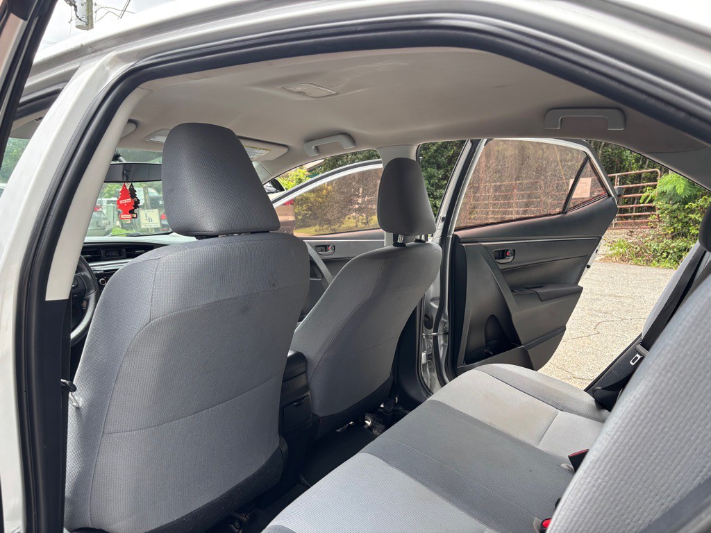 2014 Toyota Corolla Image 26