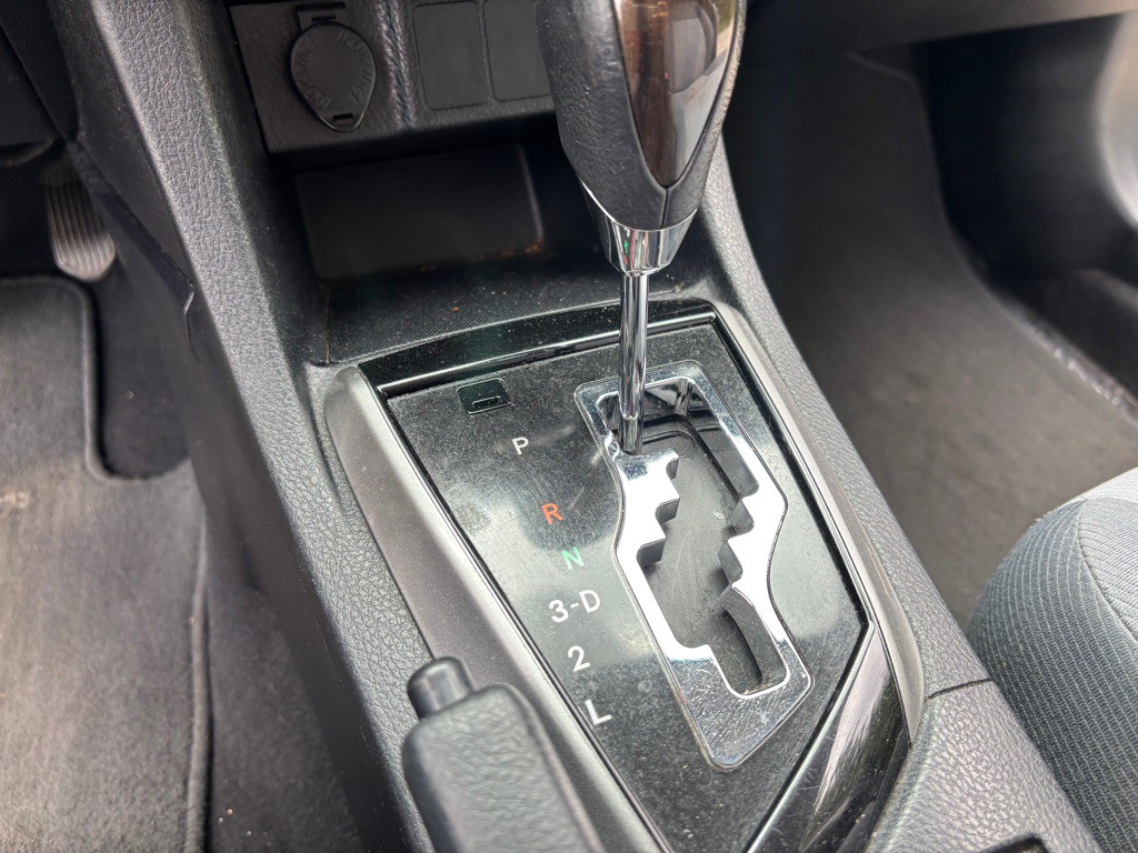 2014 Toyota Corolla Image 34