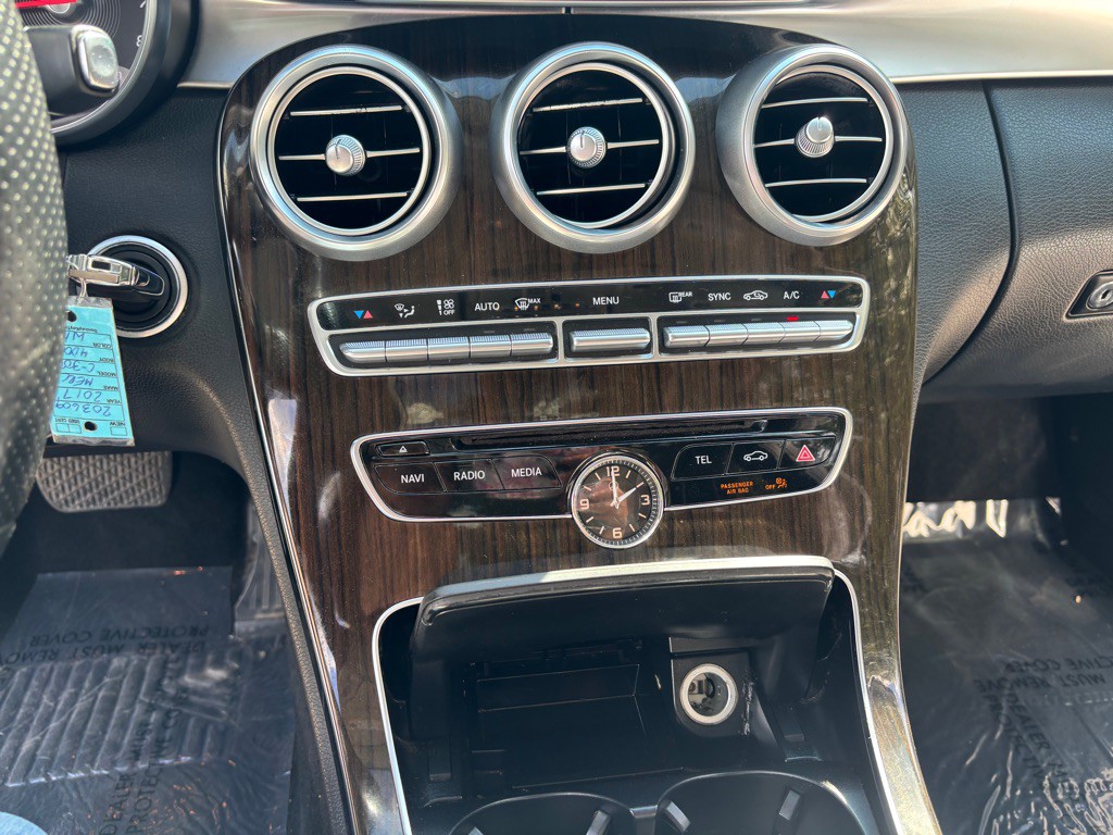 2017 Mercedes-Benz C-Class Image 49