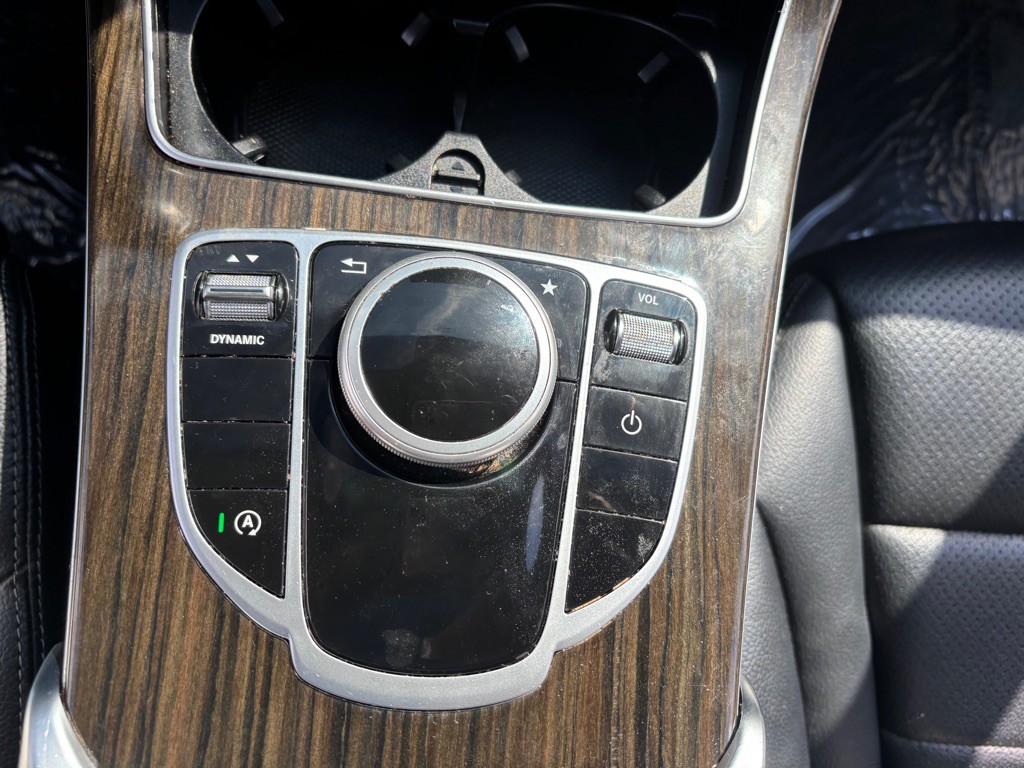 2017 Mercedes-Benz C-Class Image 51