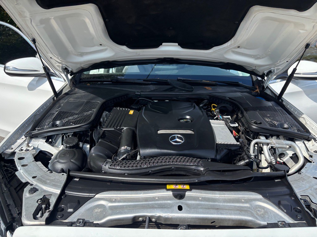 2017 Mercedes-Benz C-Class Image 57