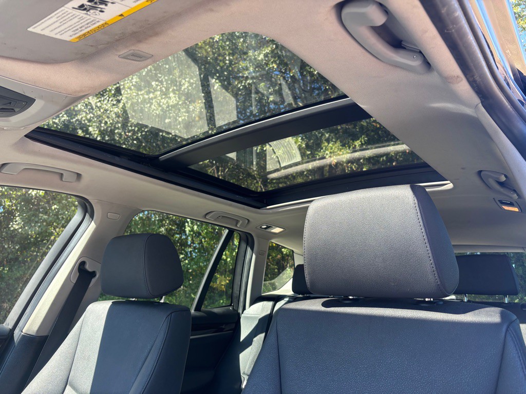 2016 BMW X3 Image 24