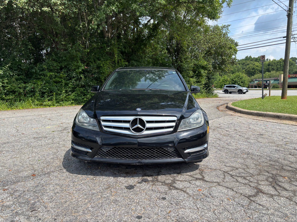 2013 Mercedes-Benz C-Class Image 2