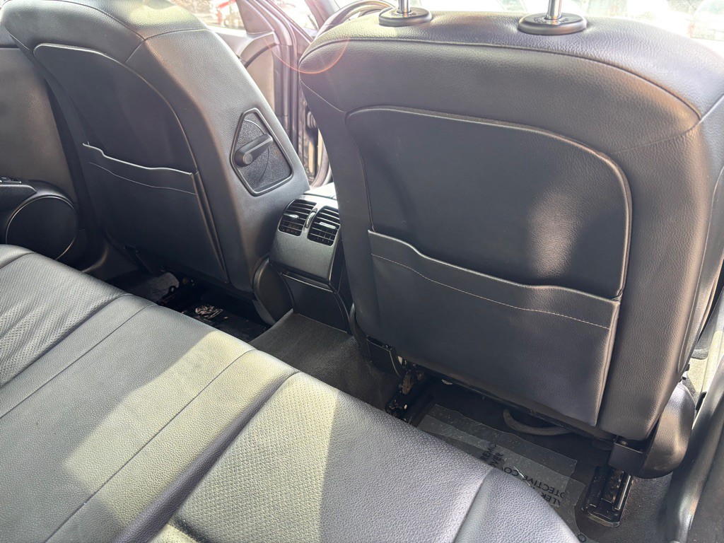 2013 Mercedes-Benz C-Class Image 30
