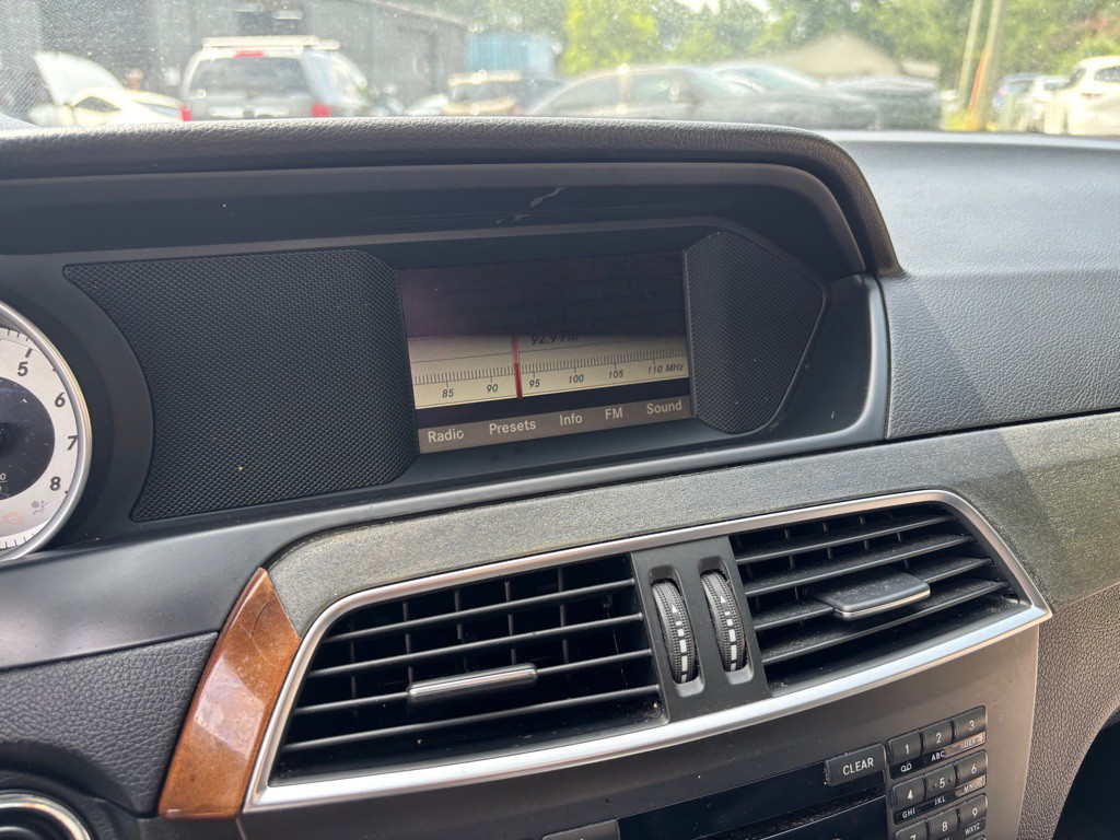 2013 Mercedes-Benz C-Class Image 41