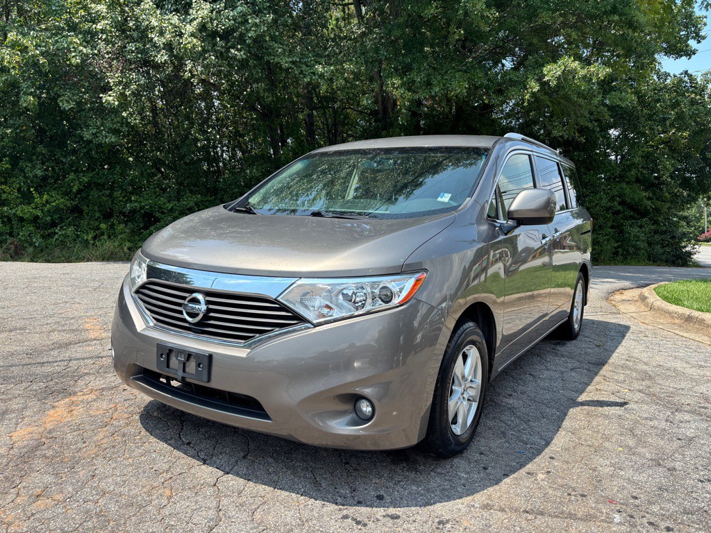 2017 Nissan Quest Image 4