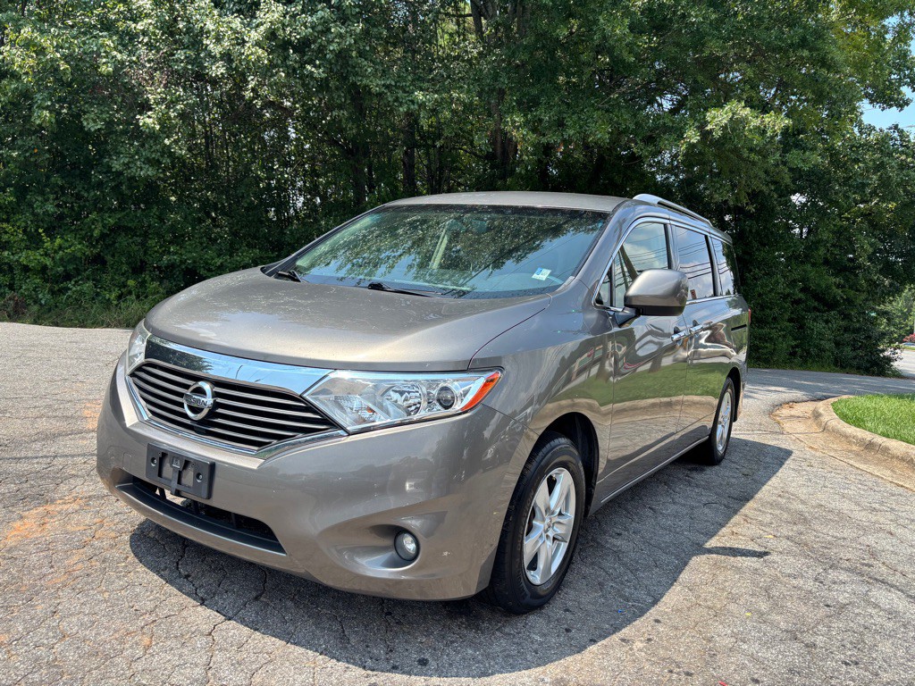 2017 Nissan Quest Image 5