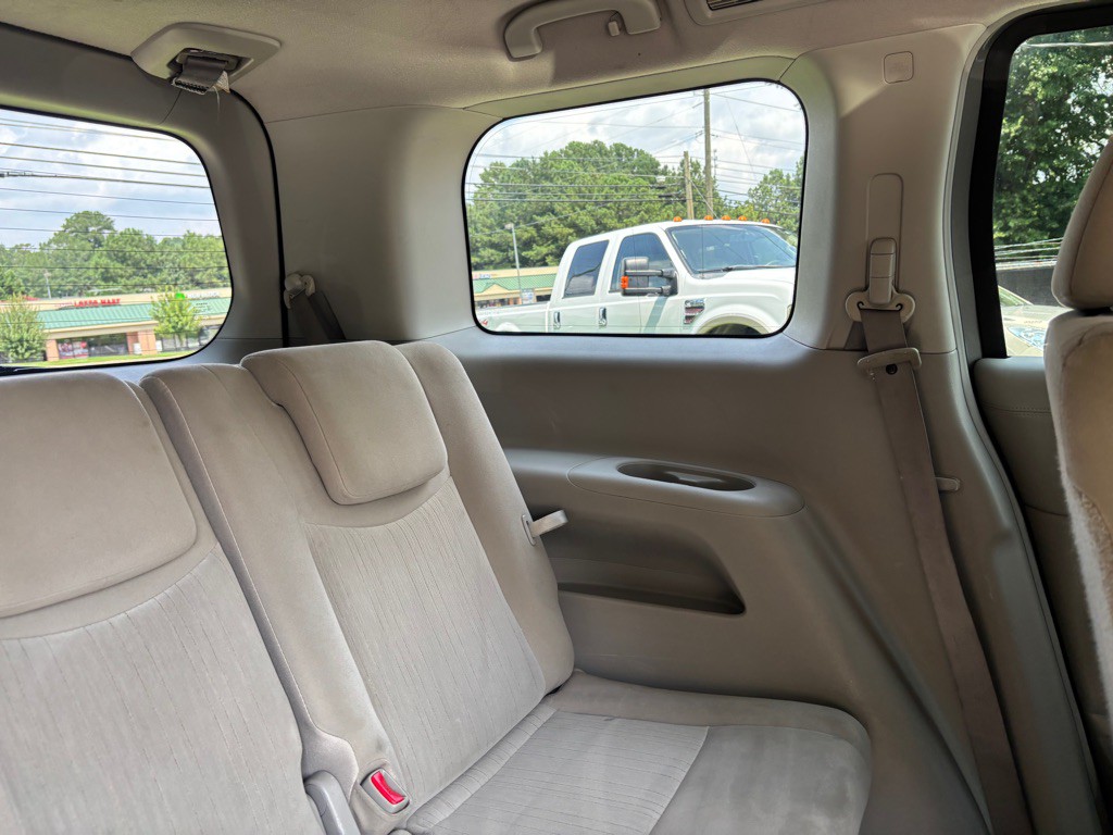 2017 Nissan Quest Image 37