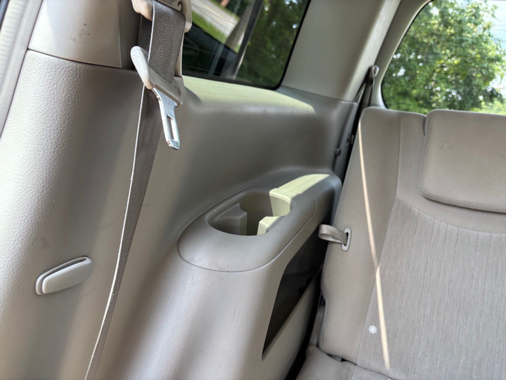 2017 Nissan Quest Image 38