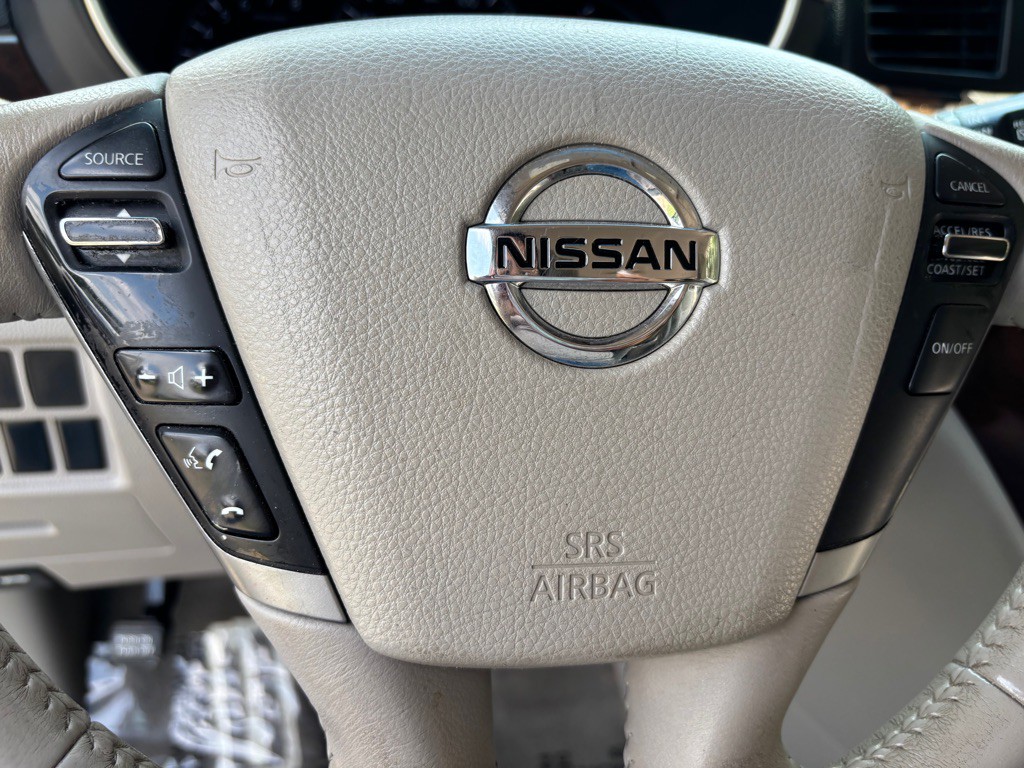 2017 Nissan Quest Image 46