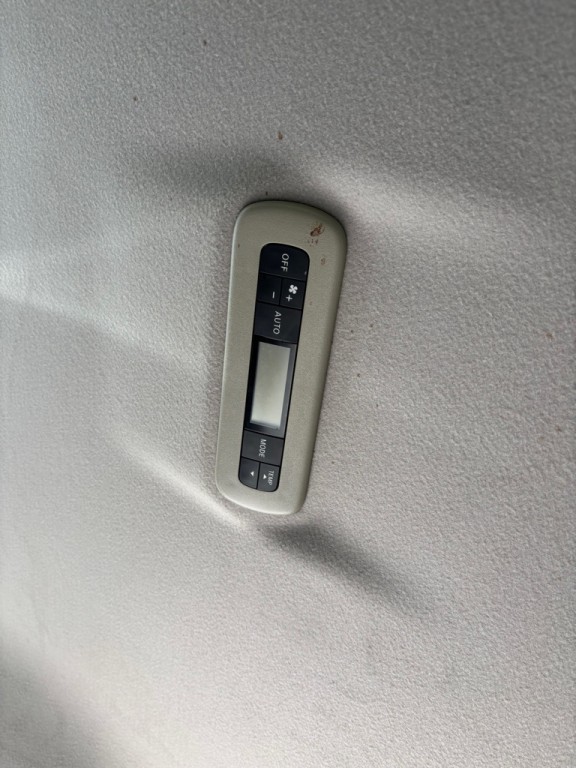 2017 Nissan Quest Image 58