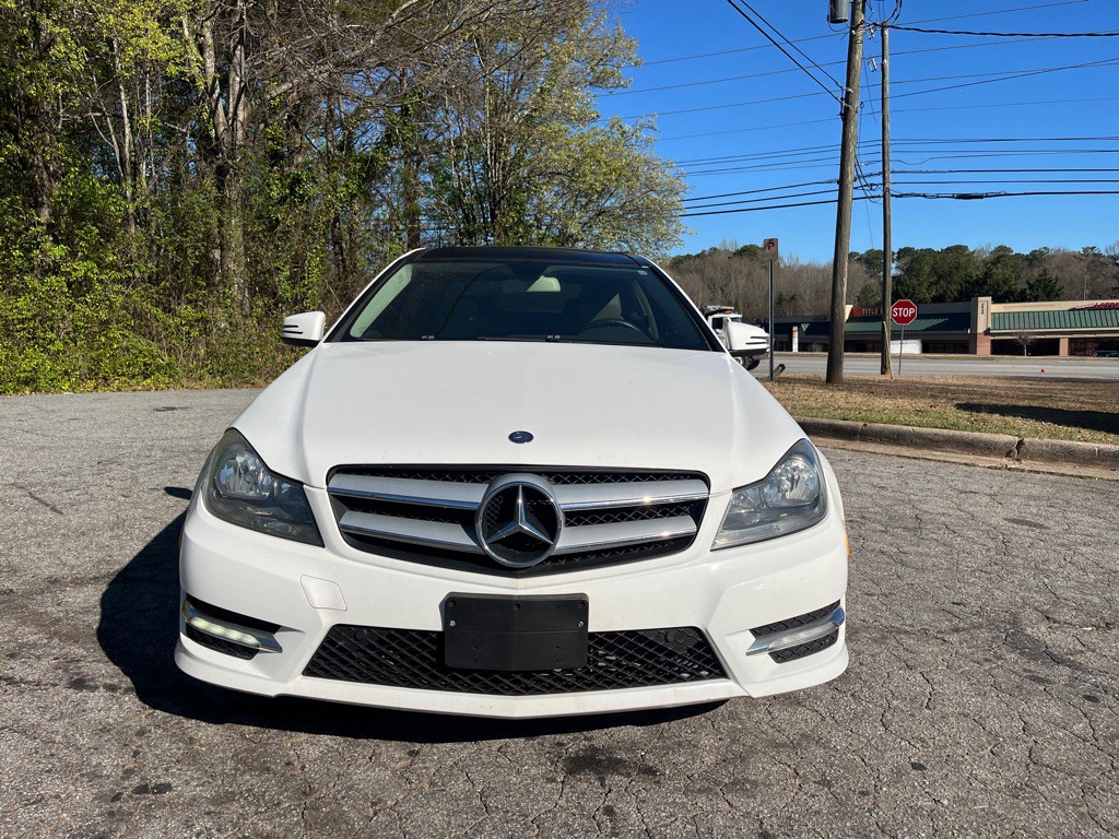 2013 Mercedes-Benz C-Class Image 3