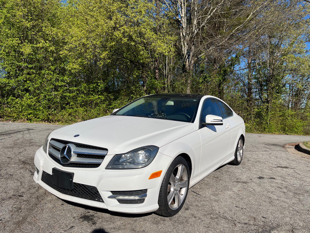 2013 Mercedes-Benz C-Class Image 4