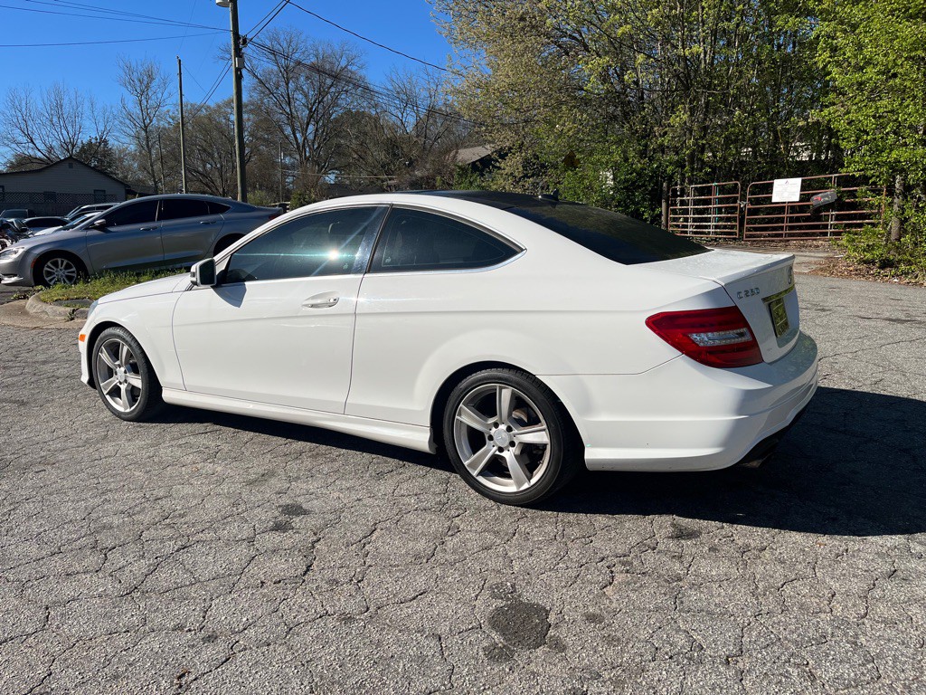 2013 Mercedes-Benz C-Class Image 14