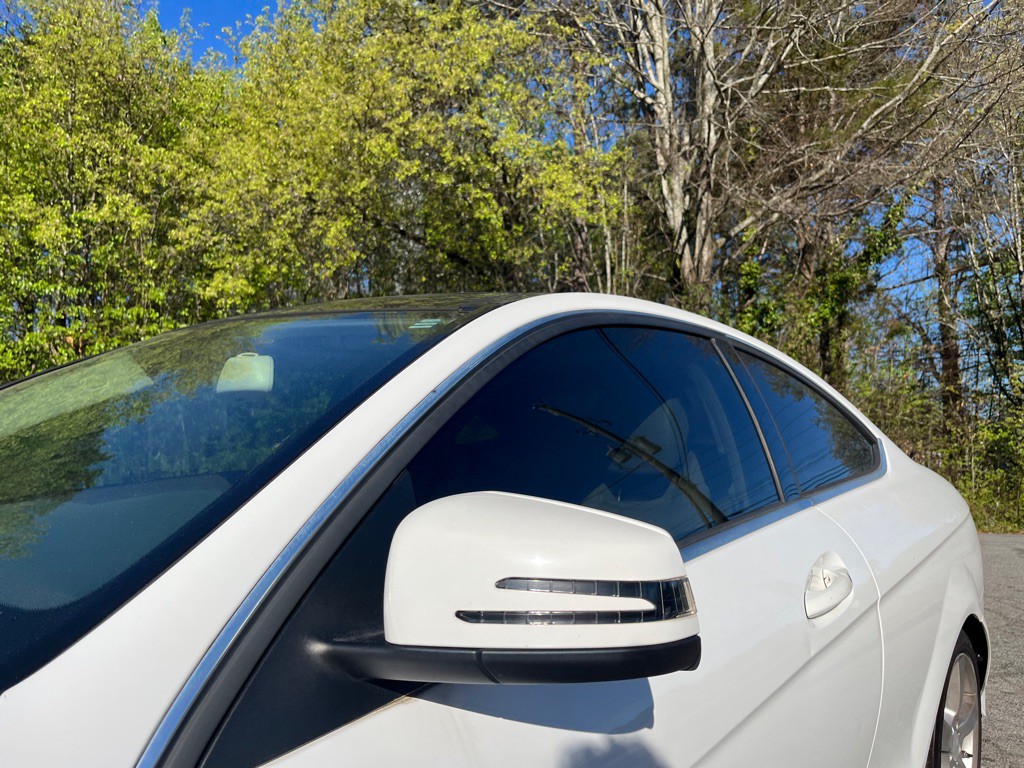 2013 Mercedes-Benz C-Class Image 16