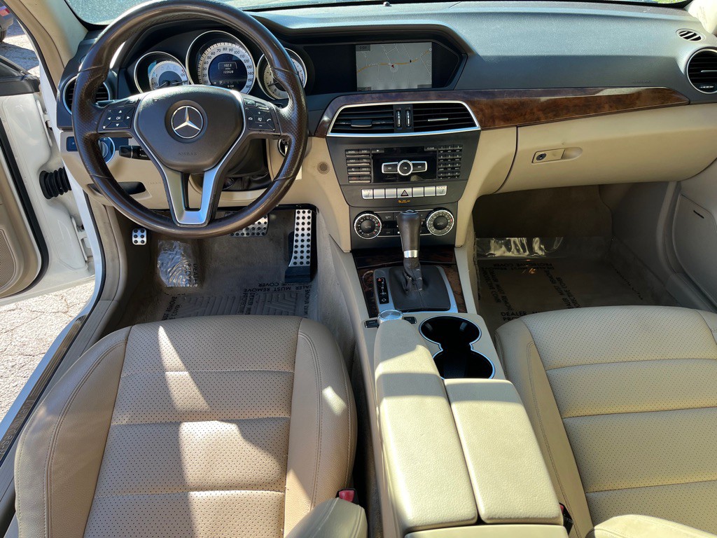 2013 Mercedes-Benz C-Class Image 42