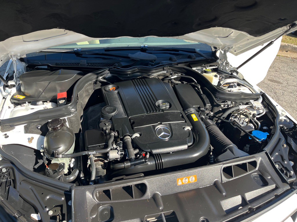 2013 Mercedes-Benz C-Class Image 48