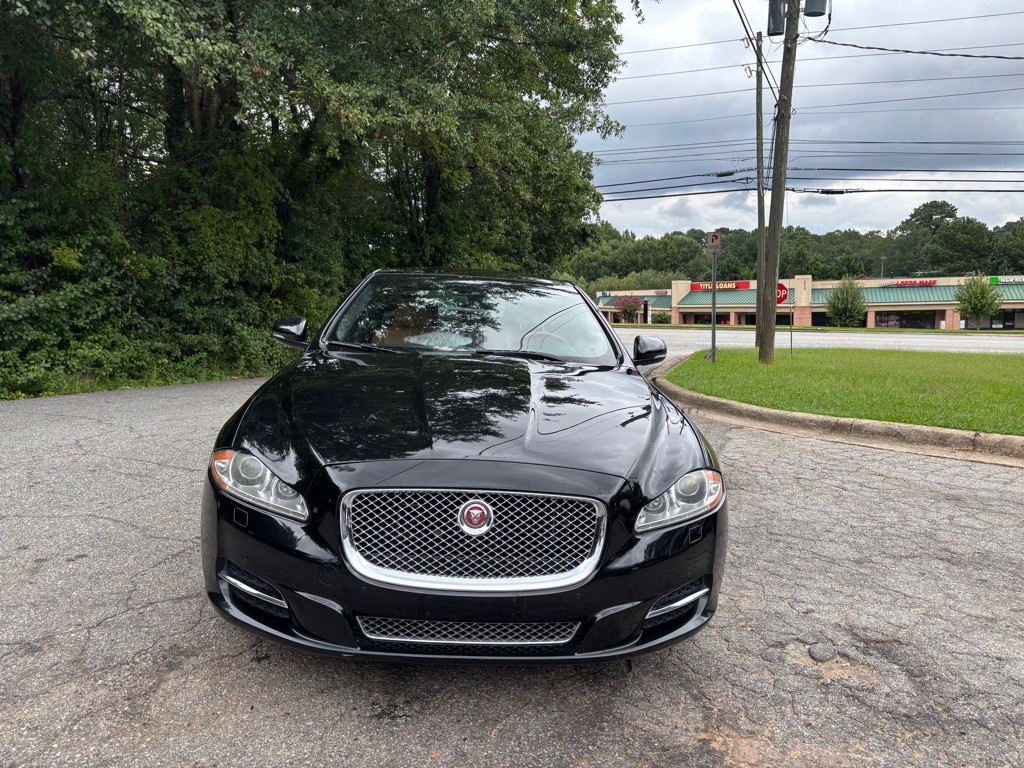 2015 Jaguar XJ Image 5