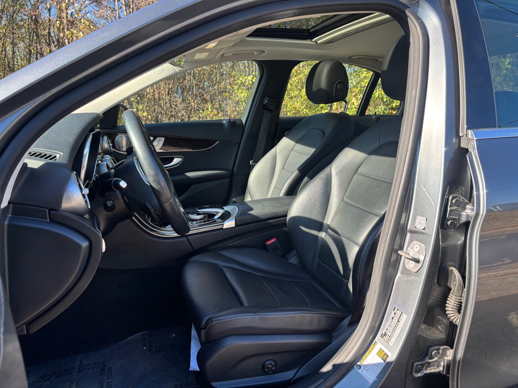 2020 Mercedes-Benz C-Class Image 21