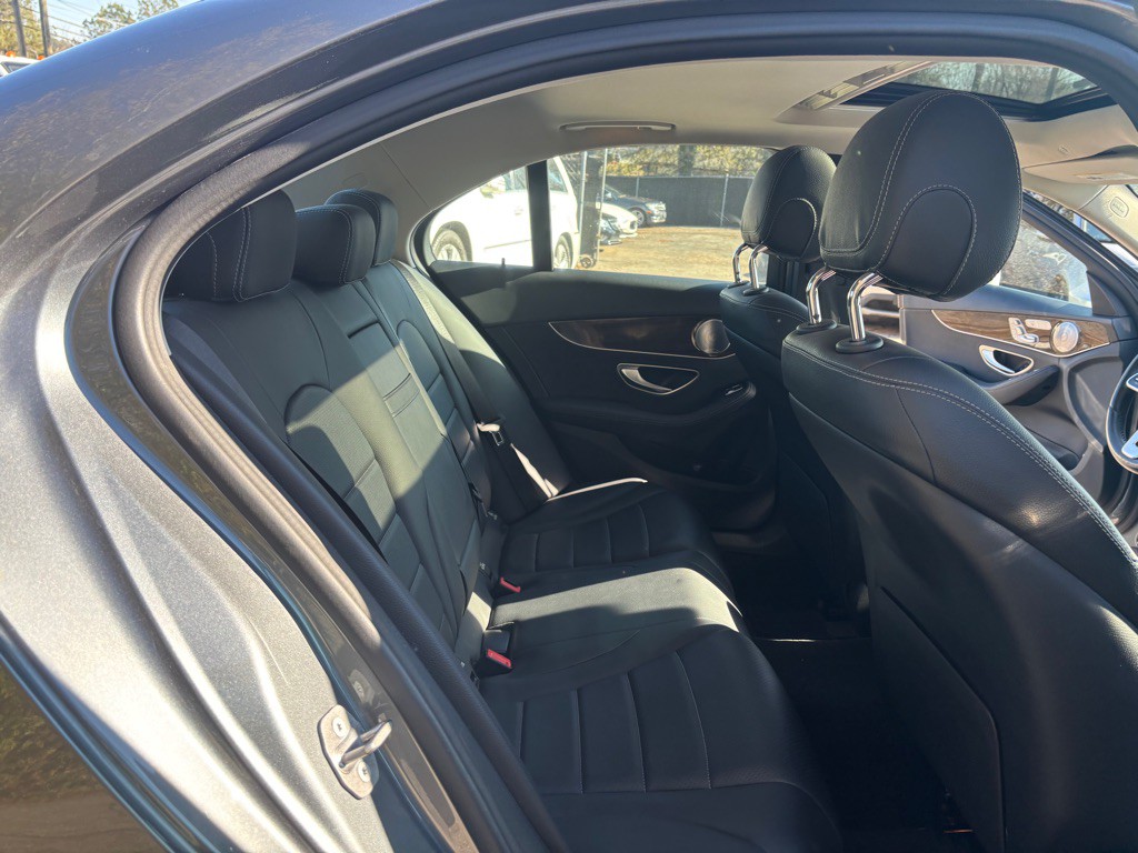 2020 Mercedes-Benz C-Class Image 35