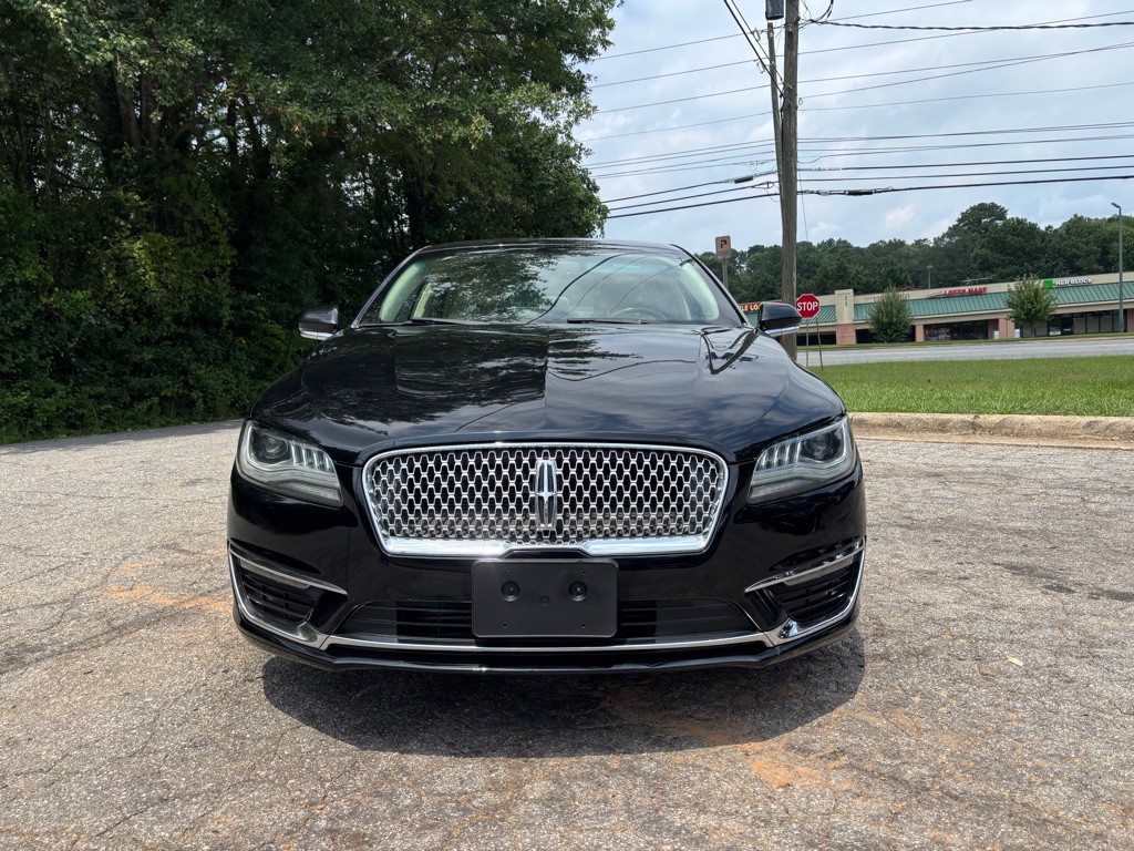 2017 Lincoln MKZ Image 2