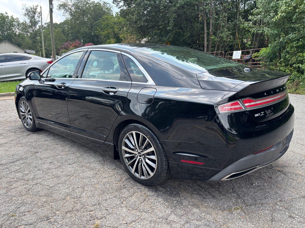 2017 Lincoln MKZ Image 12